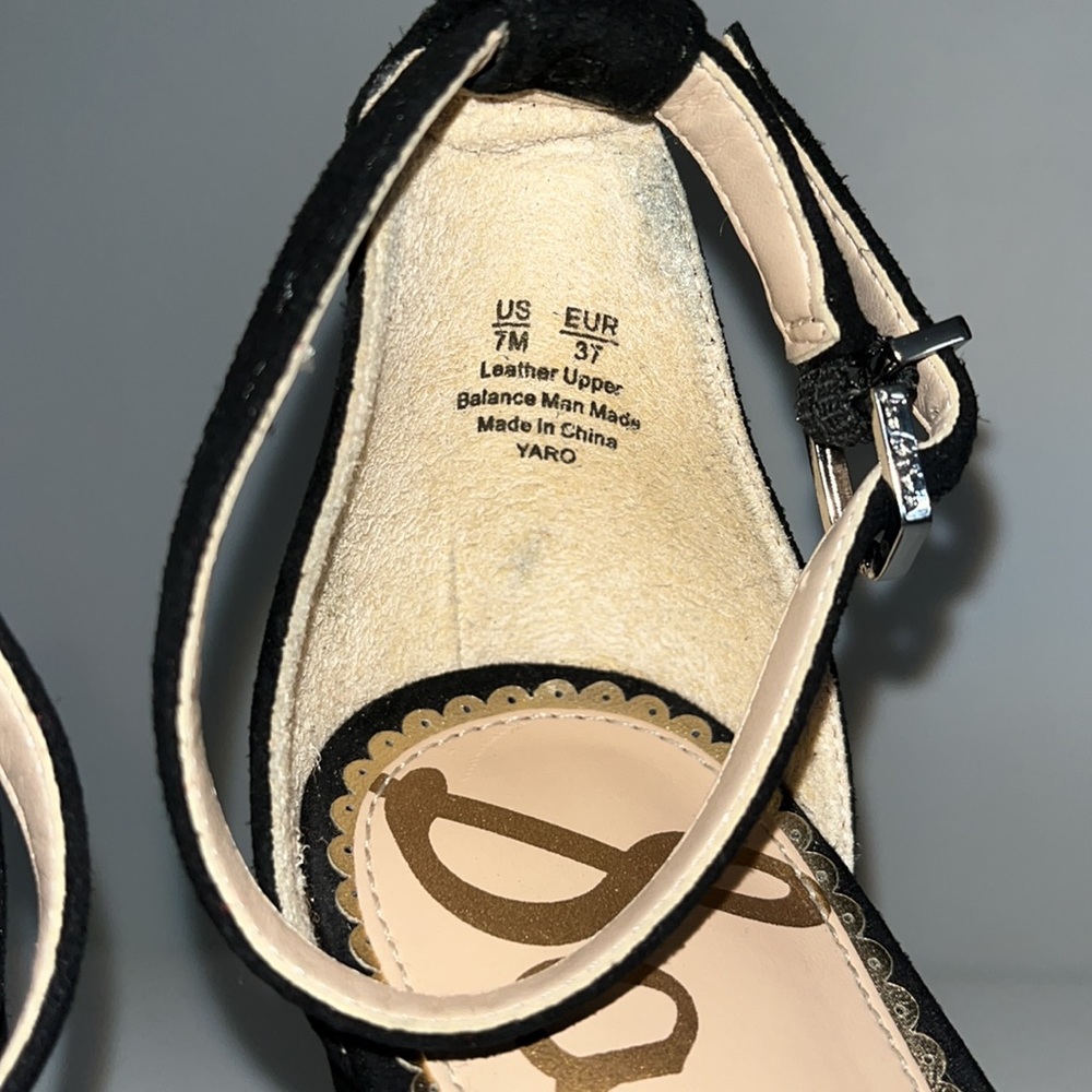 Sam Edelman | Lux Suede YARO heels | Black minimalist with chunky heel | Size 7 - Picture 11 of 16